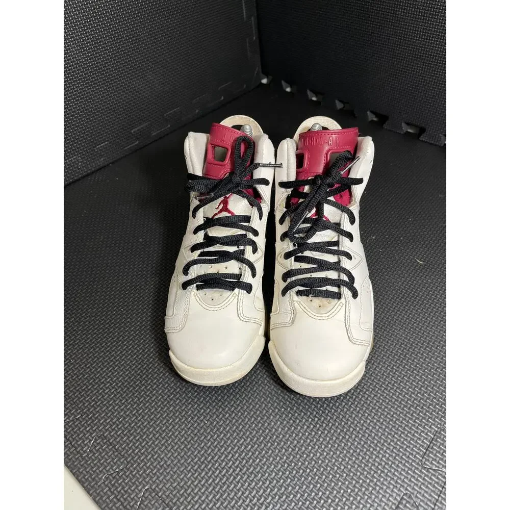 Nike Air Jordan 6 VI Retro OG BG 2015 Size 5.5Y‎ 836342 115 Off White/New Maroon